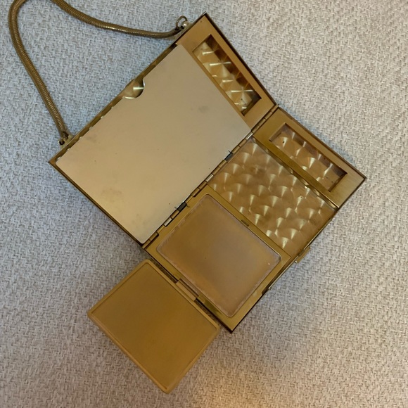 VINTAGE mother-of-pearl case. - Picture 8 of 11